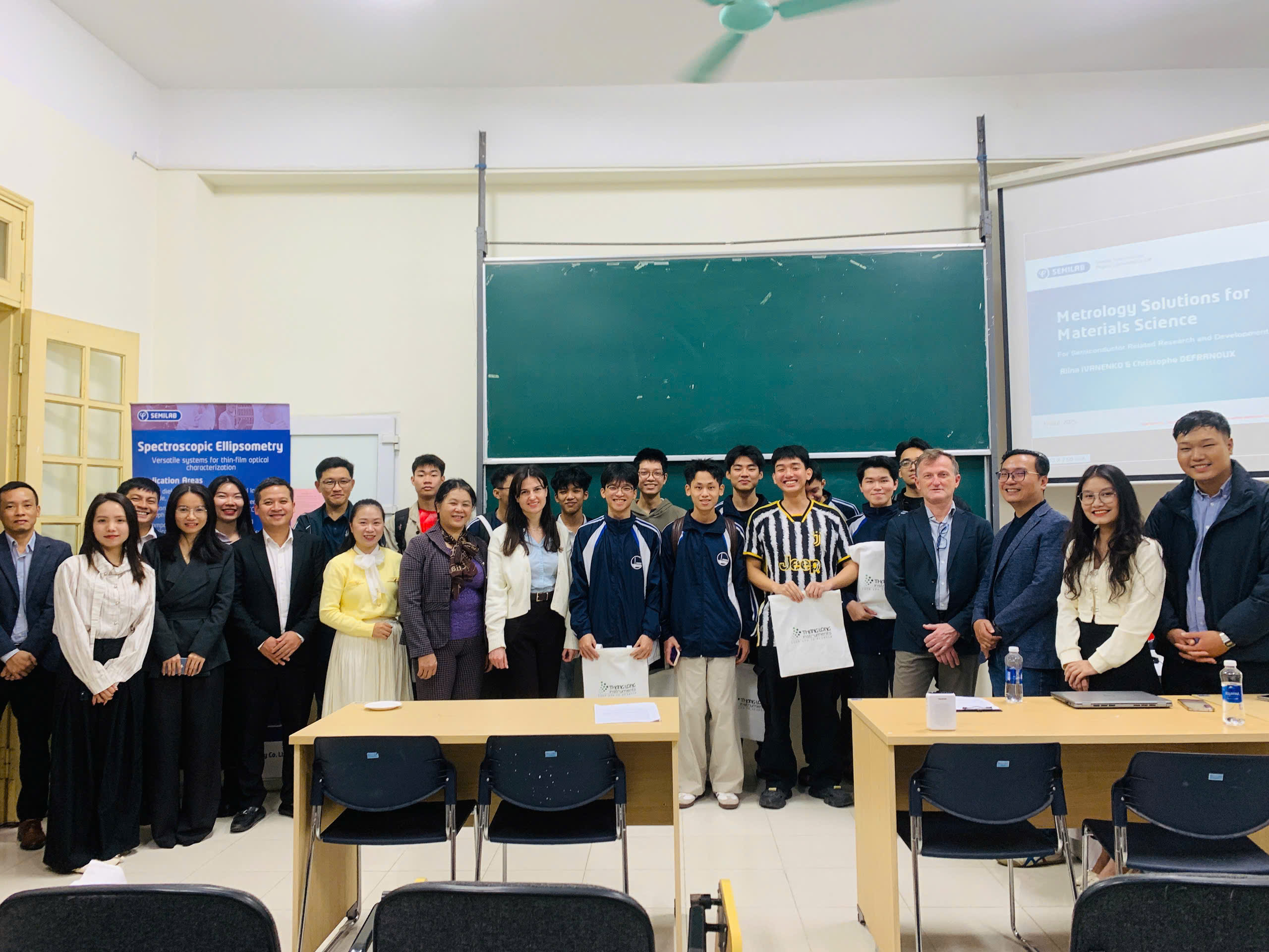 KẾT THÚC THÀNH CÔNG RỰC RỠ | HỘI THẢO SEMILAB: KỸ THUẬT ĐO LƯỜNG & PHÂN TÍCH CHO PHÒNG THÍ NGHIỆM BÁN DẪN