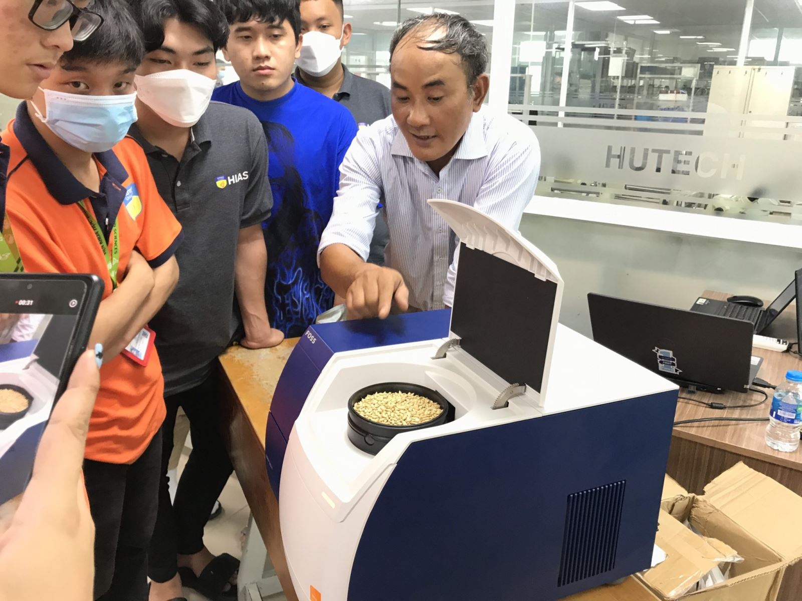 Hội thảo " Giải pháp công nghệ  Cận hồng ngoại NIR phân tích nhanh chỉ tiêu hoá lý trong thực phẩm"