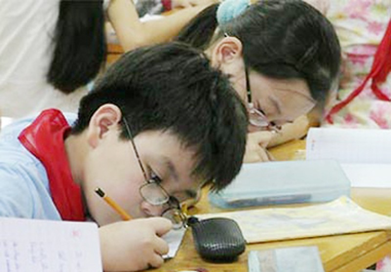VẤN ĐỀ VỀ THỊ LỰC HỌC ĐƯỜNG